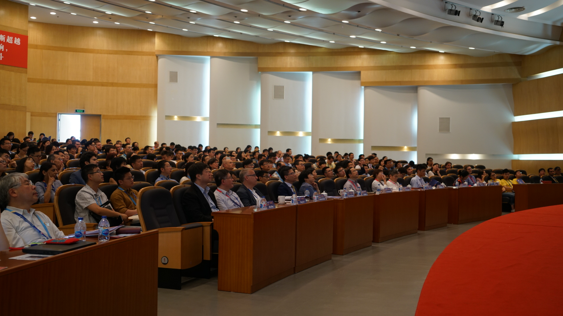 2019年第六届静电纺丝国际会议在东华大学召开